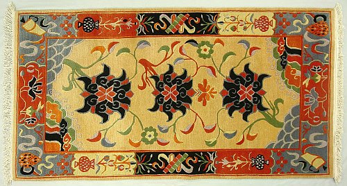 Tibetan Rugs on the Loom