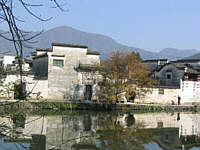 artelino - Art Auctions of Japanese prints.